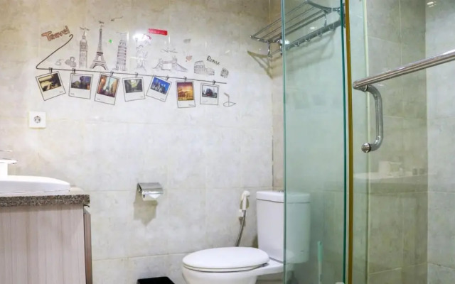 Simply Look Studio Apartment Tamansari The Hive