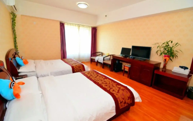 E Home Apartment Hotel