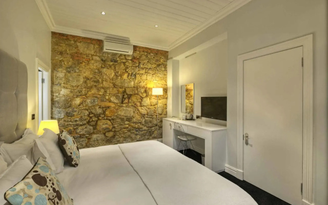 The Three Boutique Hotel