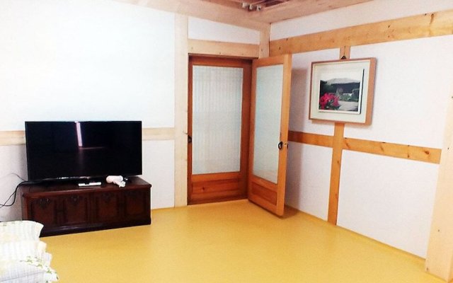 Gyeongju Yeokrakjae Hanok Guesthouse