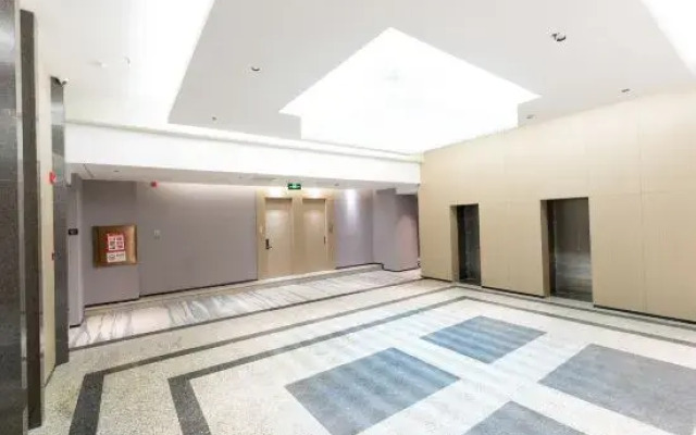 Kyriad Hotel (Shenzhen Dayun Shengping subway station Store)