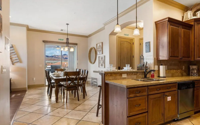 Feel Above it All in Utah!