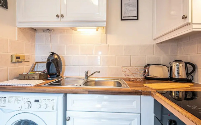 Victoria Quays Loft Apt - Free Parking