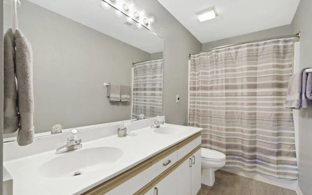 Valley View Retreat - Holiday Hills Branson - Golf Resort -outdoor Pools