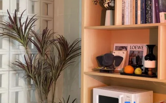 Orange Hotel