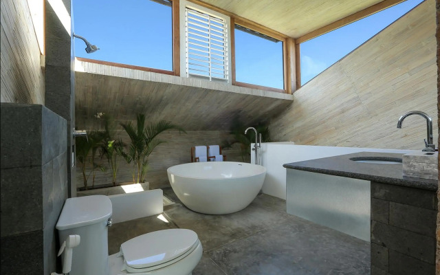 Seven Havens Residence