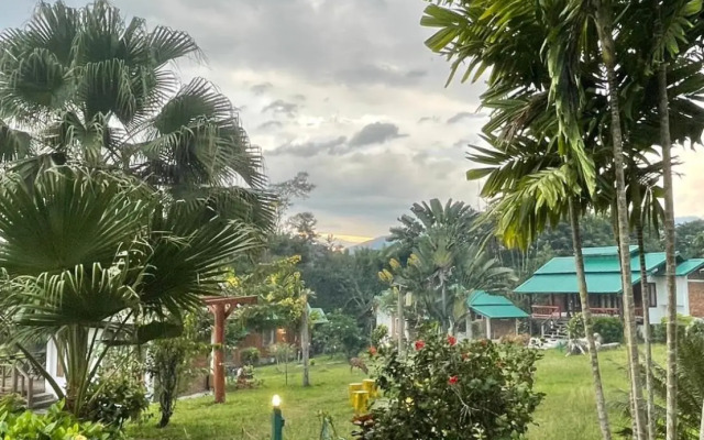 Pai Love & Baan Chon Phao Resort