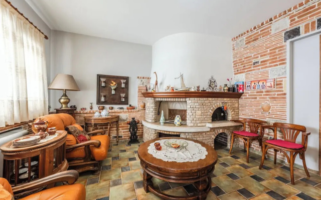 The Antique Villa Seaside