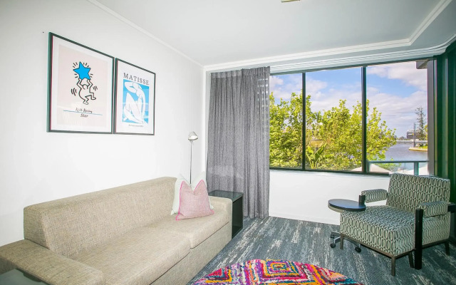 East Perth Suites Hotel