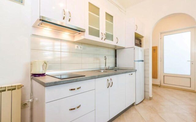 Stunning Home in Supetarska Draga With Wifi and 1 Bedrooms