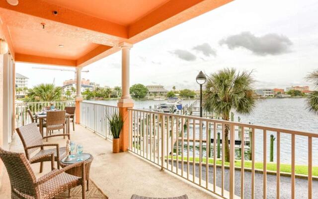 206 Harborview Grande