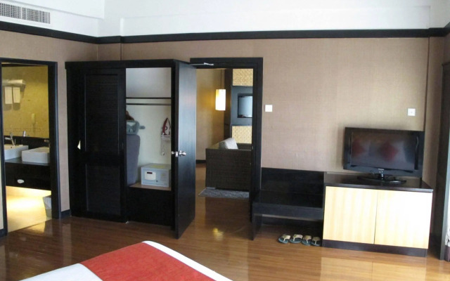 Swiss-Grand Beach Resort Kuantan