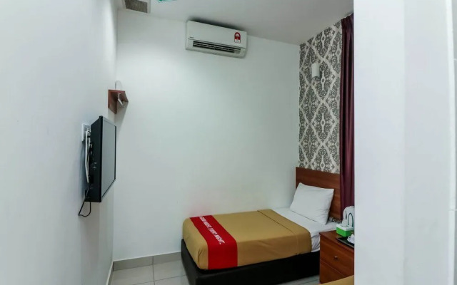 Oyo 698 Hotel Sepang at Dengkil