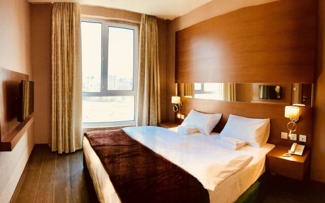 The Seventh Star Hotel Suites