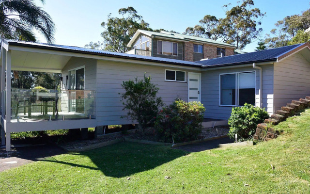 Dungowan Waterfront Apartments