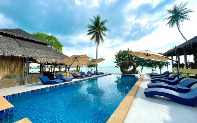 Absolute Beachfront Resort