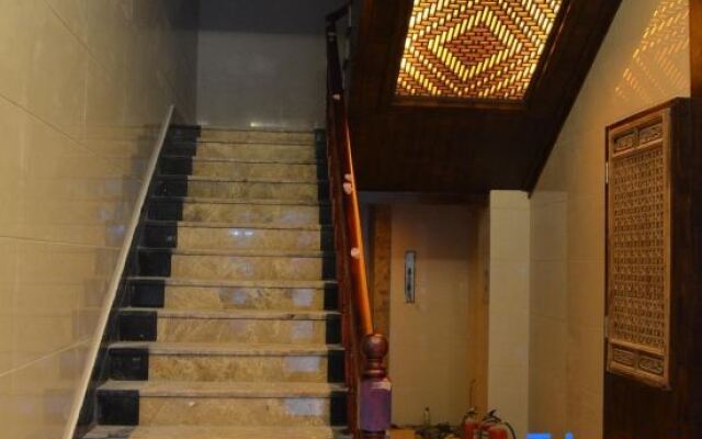 Xuancheng Shuimo Jingting Business Hotel