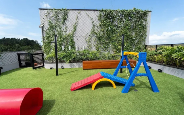 The Spot One By Xtay