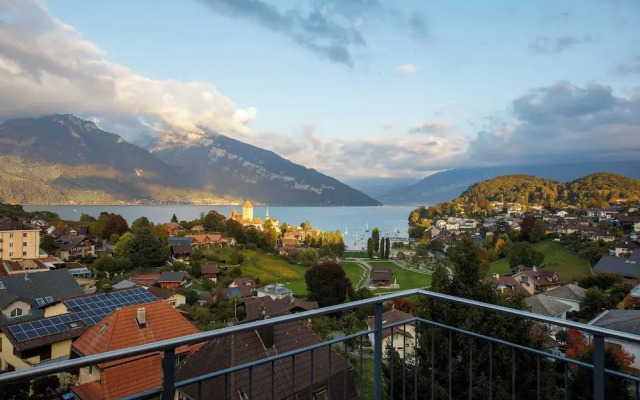 BERG&BERG APARTMENTS-Spiez Self Check-In