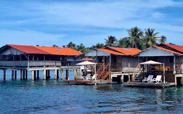 San Blas Private Over-the-Water Cabin