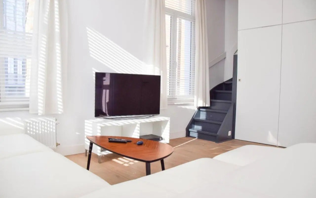 Light Modern Apartment in the Heart of Antwerp