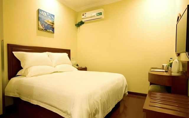 GreenTree Inn Shanghai Huinan Jinghai Road Express Hotel