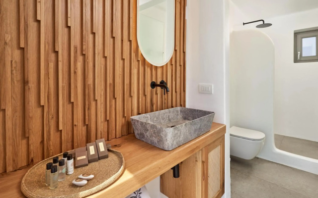 IONIC Suites