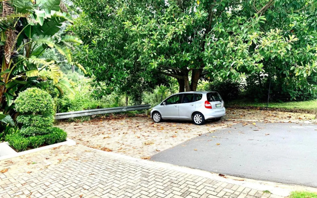 96 Meent Guest House