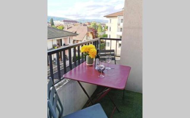 Annecy; À 2 Pas Du Centre; Raclette; Joli Balcon; Cosy