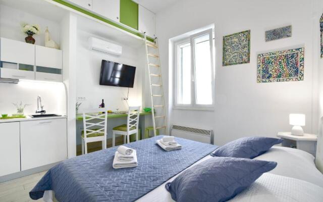 Micro Apartment SUNI2