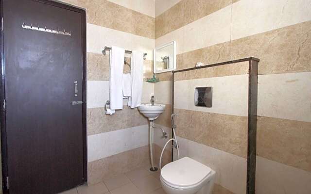 OYO 14520 Habitat Hotel & Suites