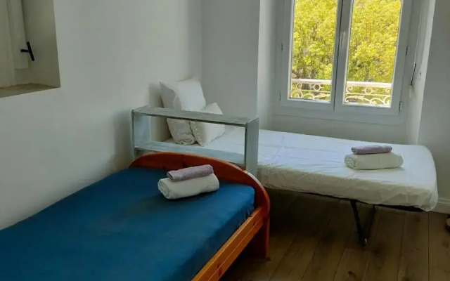 3 rooms, 2 bathrooms, in a villa. Lightfull, quiet and charm - Apartment in Cannes - Photo 4