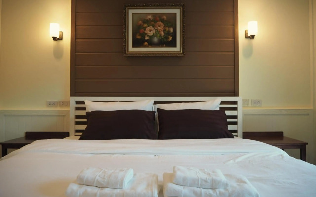 Mangoes Guesthouse