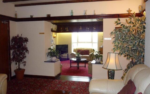 Priory Lodge Hotel