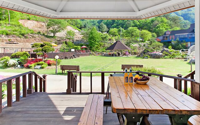 Yangpyeong Mountain Shade Pension