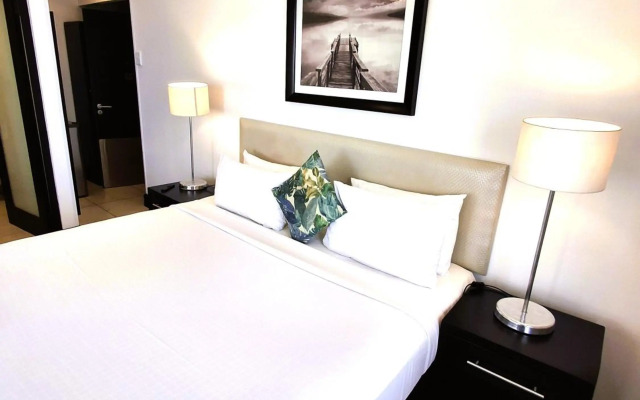 Parade Hotel