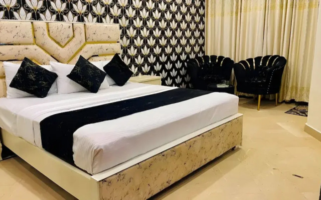 Hotel Hayat Palace Lahore