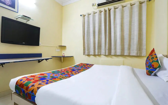 Hotel de Rajanigandha
