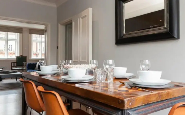 The Grosvenor Square Penthouse