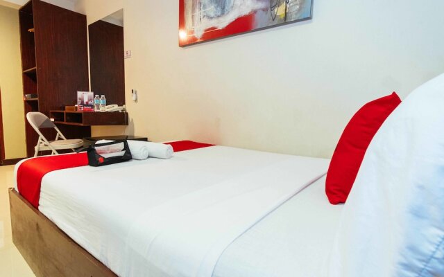 RedDoorz @ Chino Roces Makati