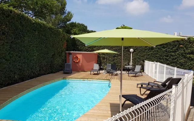 Kyriad Martigues Sud