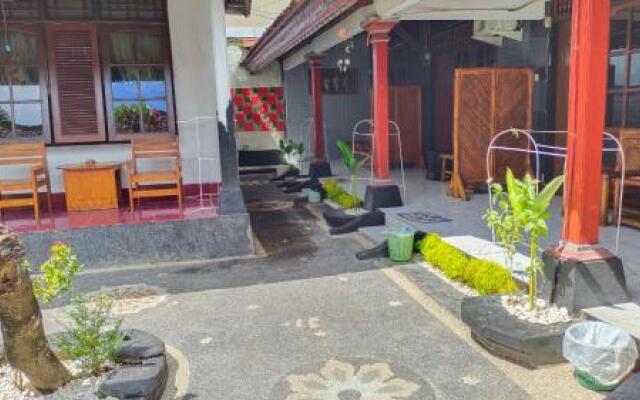 Hotel " Artha "