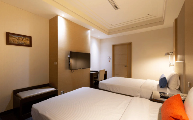 Ever Delightful Business Hotel