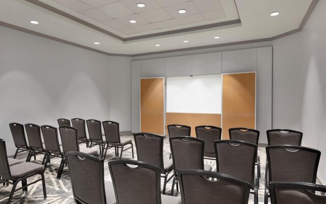 Crowne Plaza College Park - Washington DC by IHG