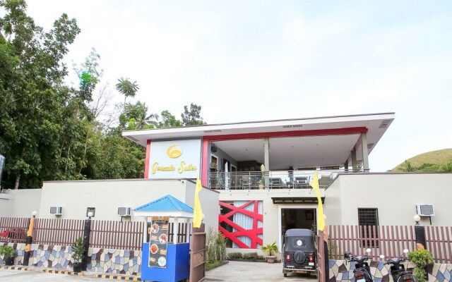 OYO 484 Gonzala Suites