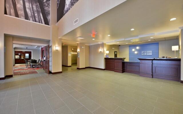 Holiday Inn Express Canandaigua - Finger Lakes, an IHG Hotel