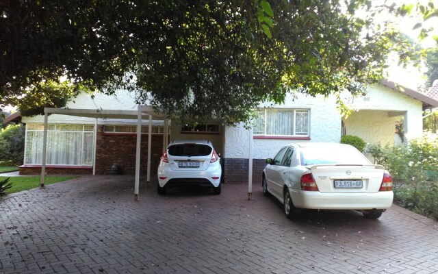 BEDFORDVIEW B&B 1 BEDROOM CLUSTERs