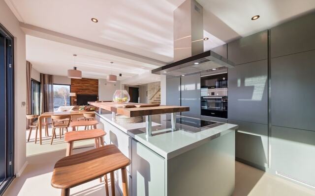 Villa Rose