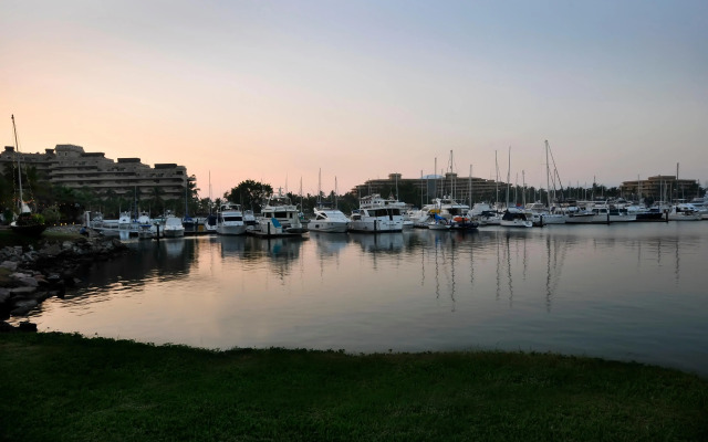 Marina Banderas Suites