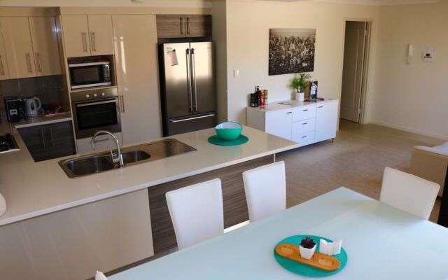 MANDURAH on the TERRACE